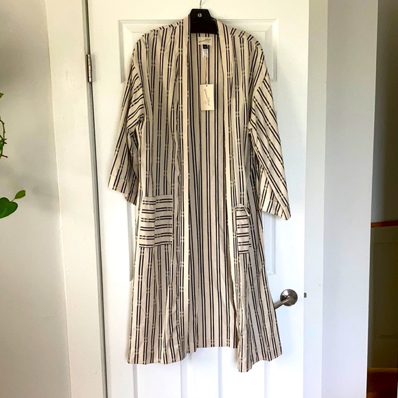 Oatmeal and black patterned day jacket 3/4 sleeves w pockets!! - Picture 1 of 5